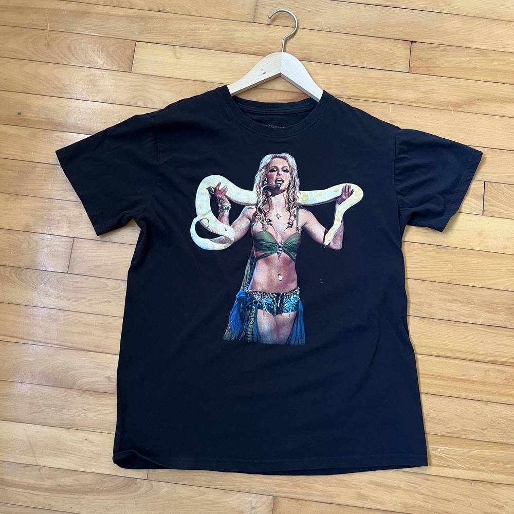 Britney Spears Snake VMA Performance Graphic T-Shirt Black Medium